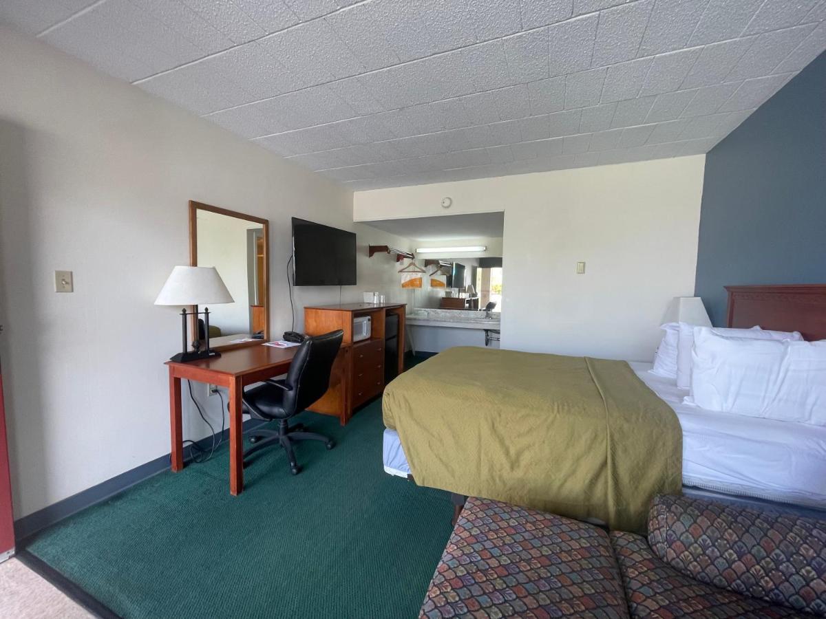 Horseshoe Curve Lodge Altoona Exterior foto